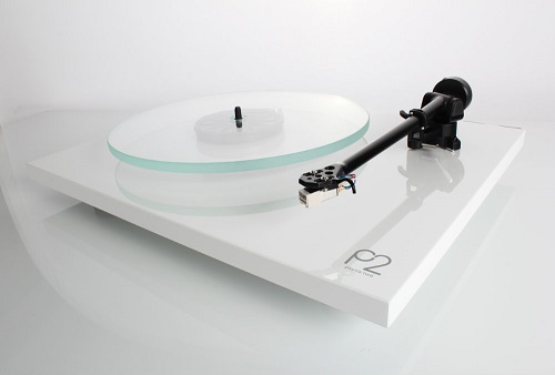 Rega Planar 2 in White