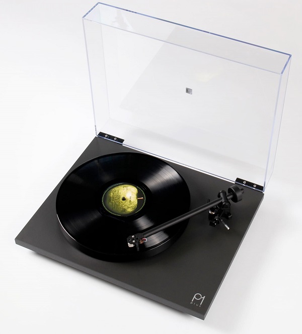 Rega Planar 1 Plus in Black